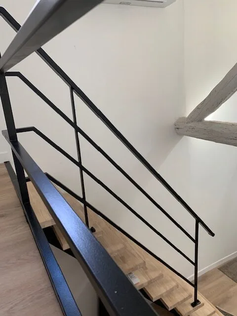 7 escalier vu d'en haut mezzanine